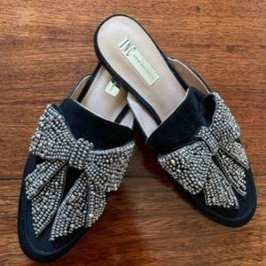 INC International Concepts used beaded bow 9M